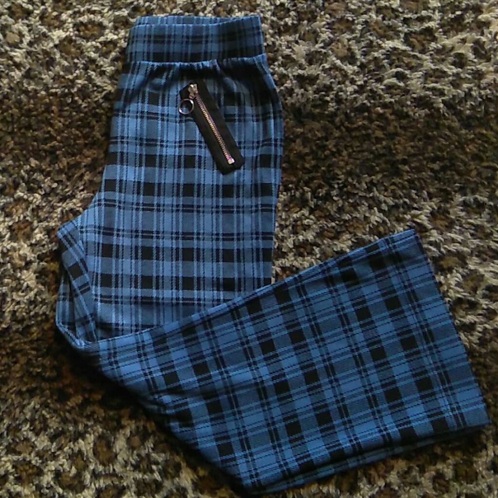 Cropped flannel pants
